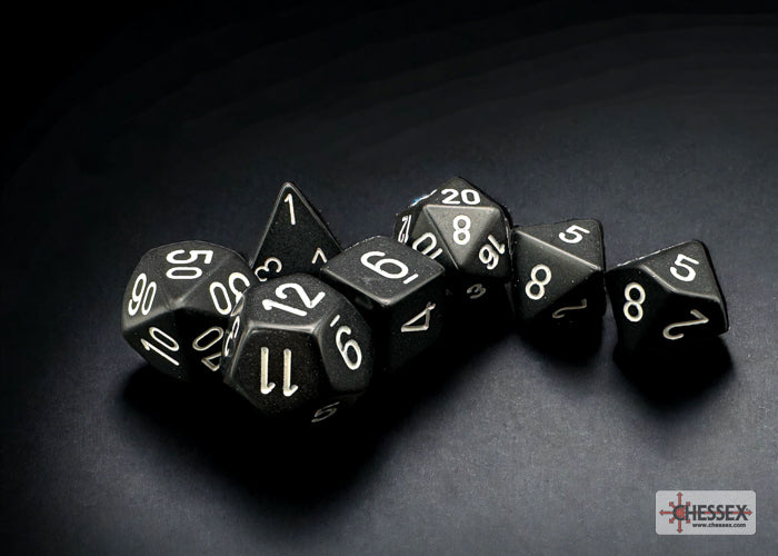 Chessex - Opaque Black/white Polyhedral 7-Dice Set