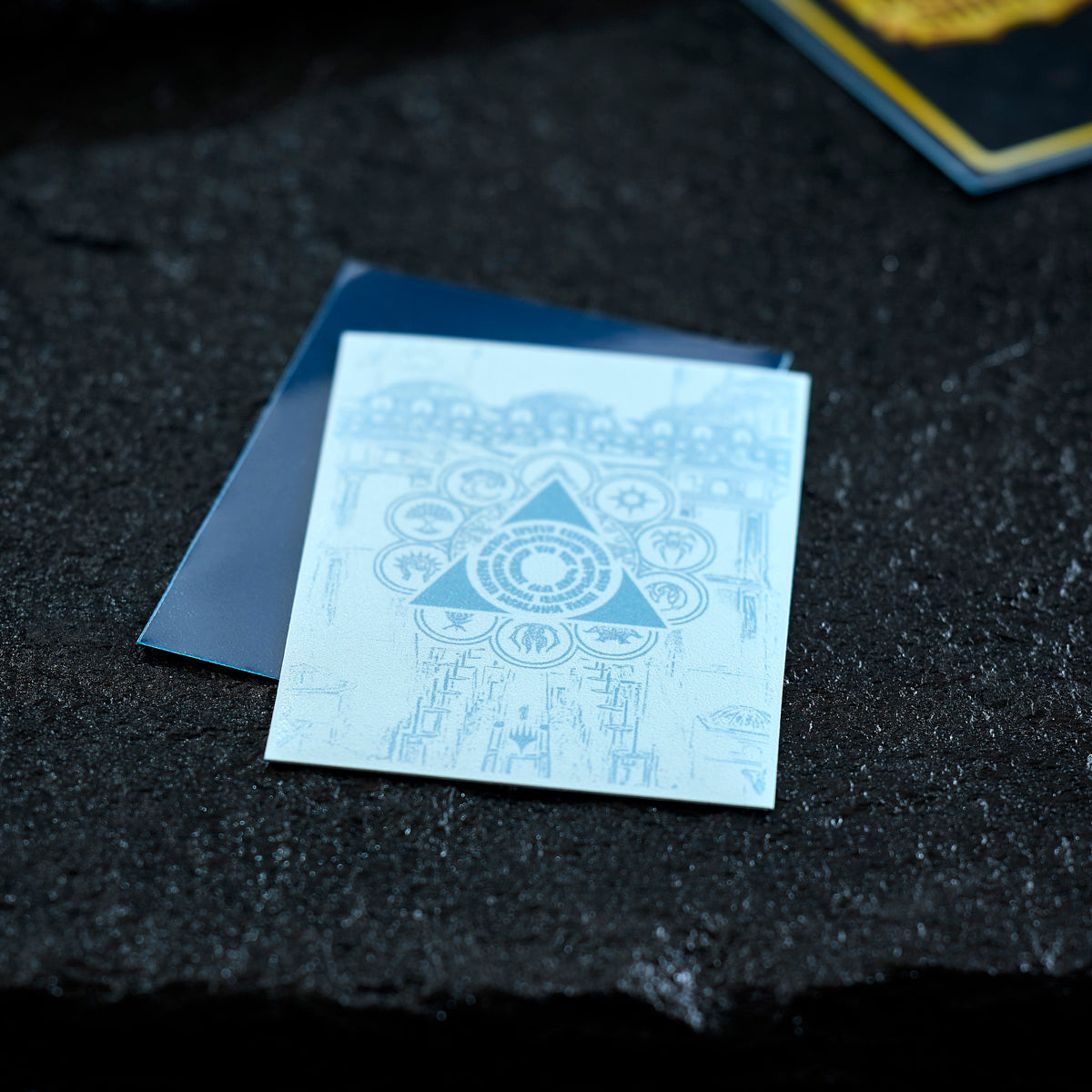 Dragon Shield: (100 Card Sleeves) Matte Dual Art - Azorius Senate - Guildpact Series - Magic: The Gathering
