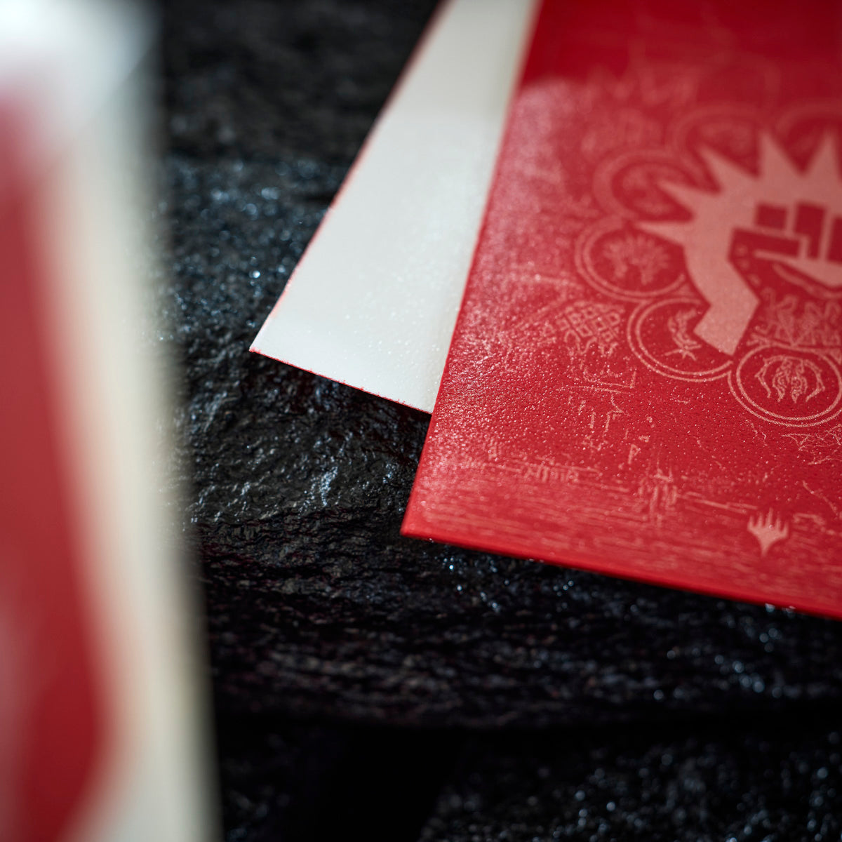 Dragon Shield: (100 Card Sleeves) Matte Dual Art - Boros Legion - Guildpact Series - Magic: The Gathering