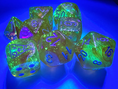 Chessex Lab Dice 6 - Borealis Canary/white Luminary Polyhedral 7-Dice Set (with bonus die)
