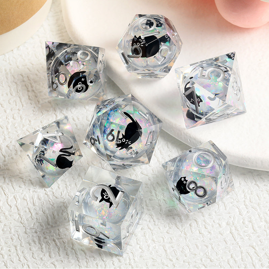 Liquid Core Dice Set (7pcs) [Diamond Kitty]