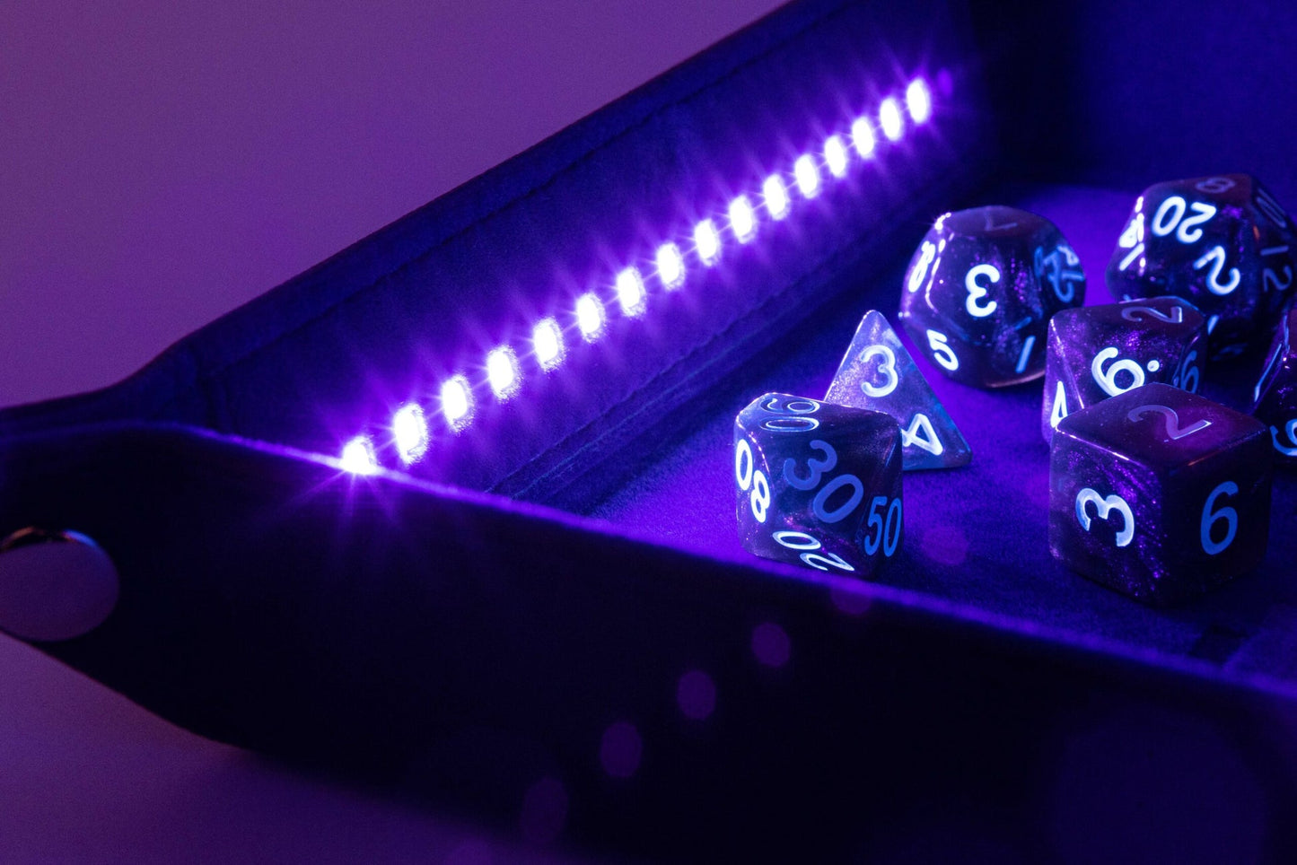 Shadowlight Dice Tray - Blacklight Dice Tray with Blacklight d20: Black - Fanroll Dice