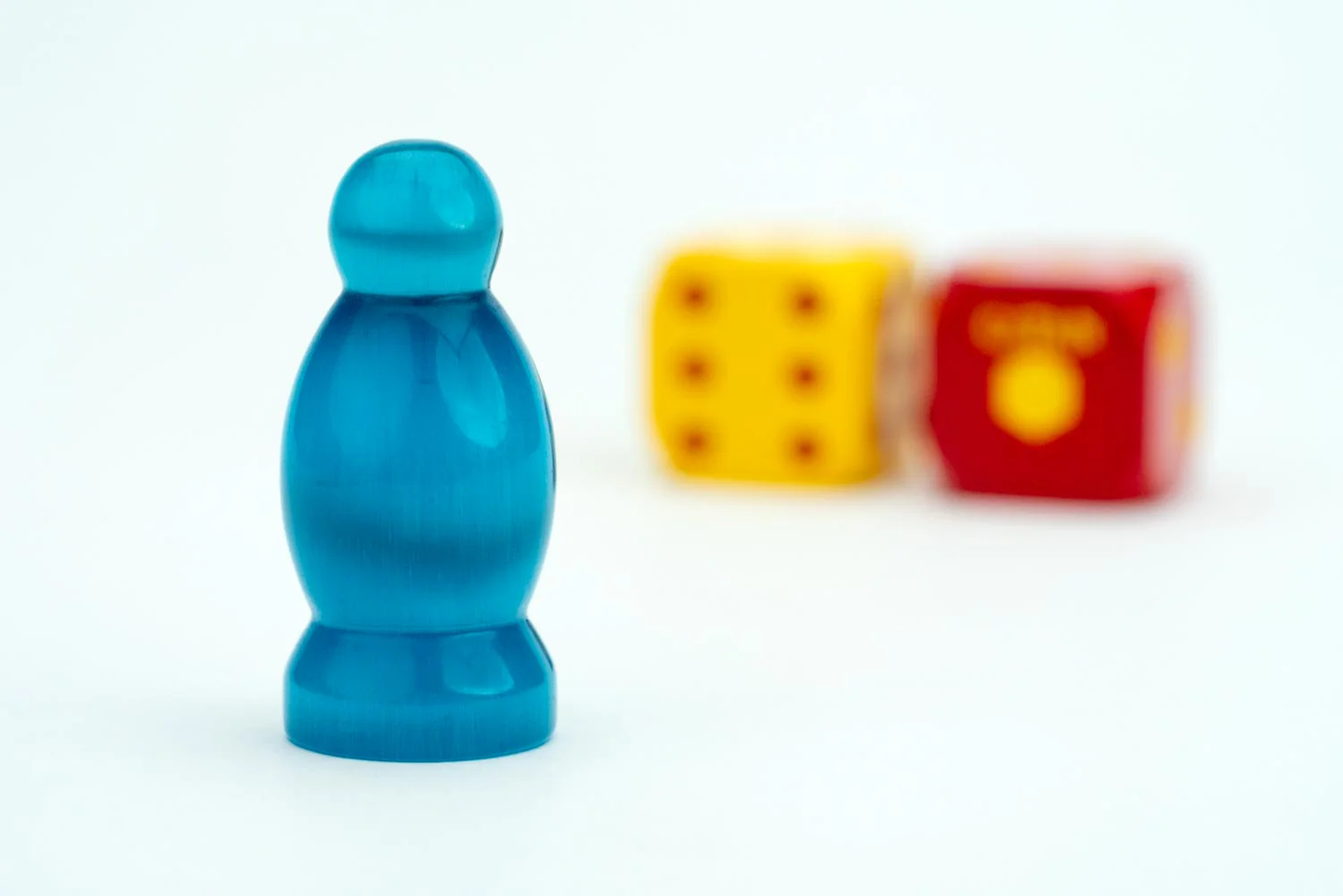CATAN® Premium Robber Figurine & Solid Metal d6 Dice Set- Various Colors - Fanroll Dice