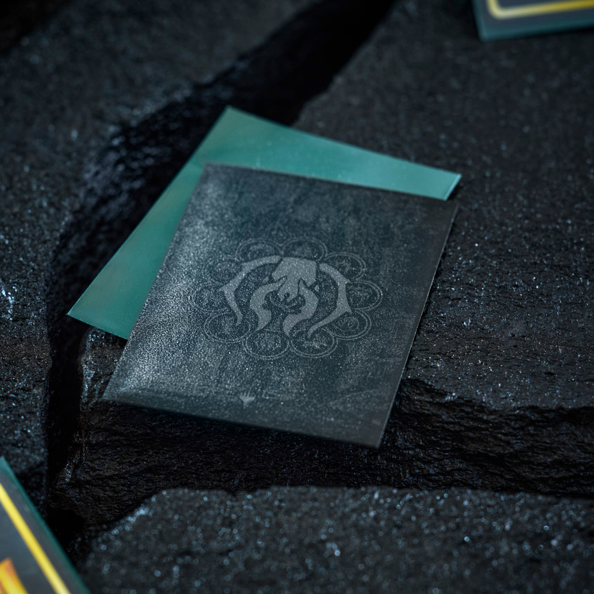 Dragon Shield: (100 Card Sleeves) Matte Dual Art - Golgari Swarm - Guildpact Series - Magic: The Gathering