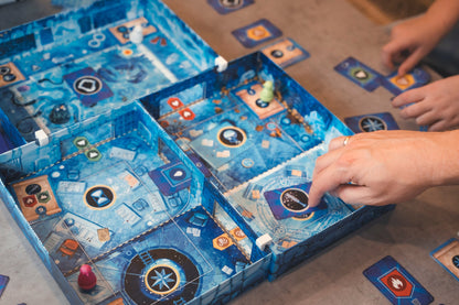 Ice Cool Wizards - A Magical Flickin' Fun Board Game - Brain Games Publishing