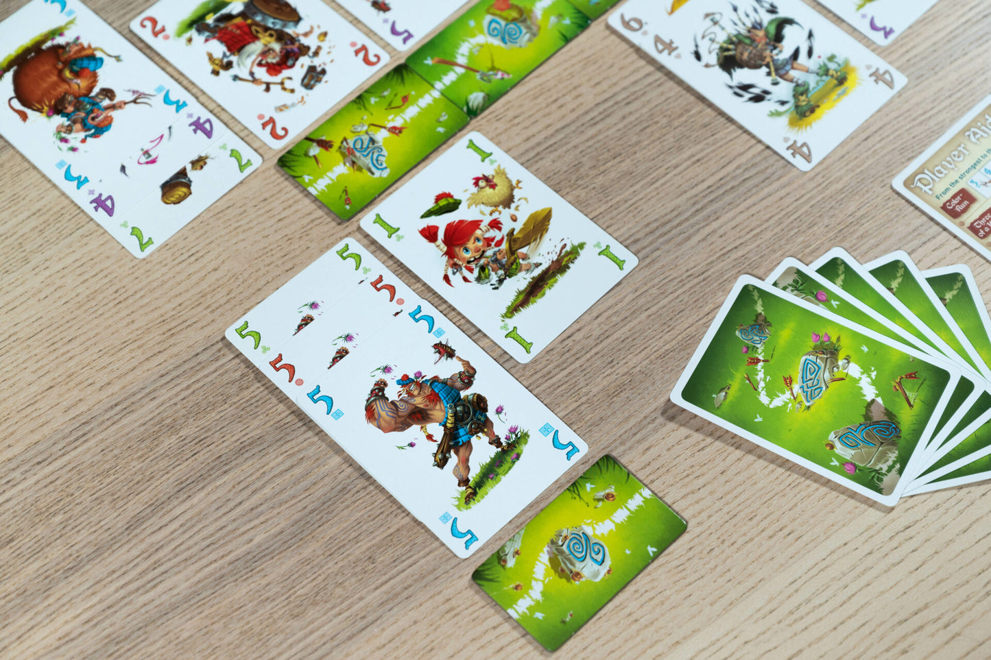 Schotten Totten - A Kilted Card Game - Mini Games - IELLO Games