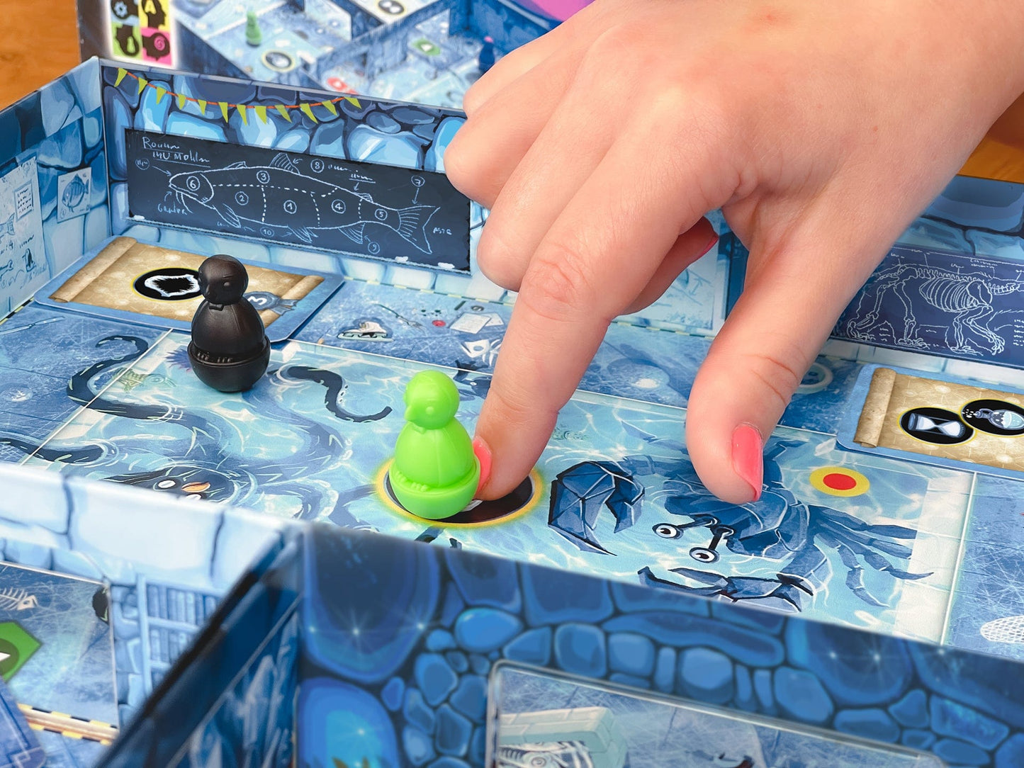 Ice Cool Wizards - A Magical Flickin' Fun Board Game - Brain Games Publishing