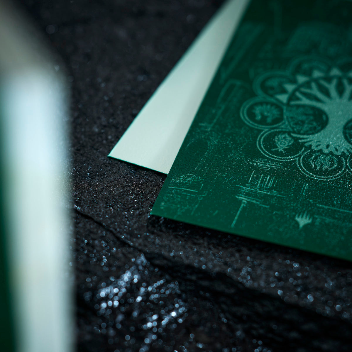 Dragon Shield: (100 Card Sleeves) Matte Dual Art - Selesnya Conclave - Guildpact Series - Magic: The Gathering