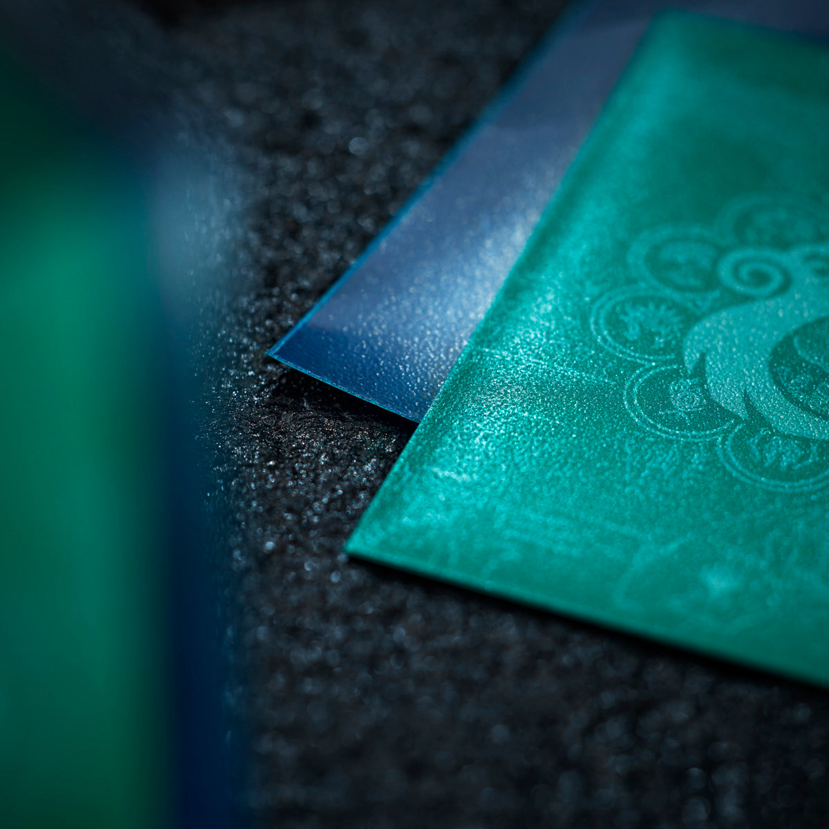 Dragon Shield: (100 Card Sleeves) Matte Dual Art - Simic Combine - Guildpact Series - Magic: The Gathering