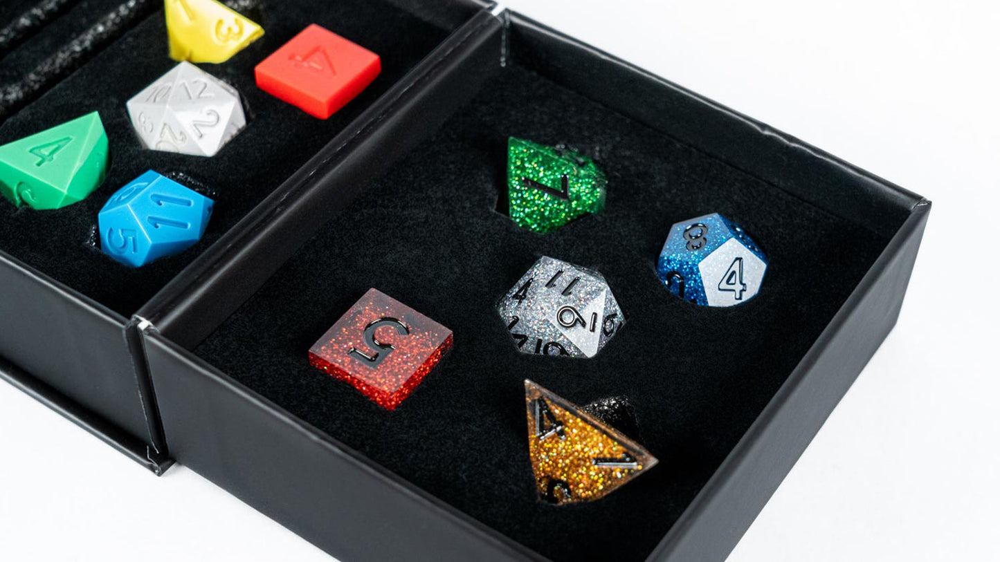 D&D 50th Anniversary Holmes Retro Replica & Modern Inspired Set - Fanroll Dice